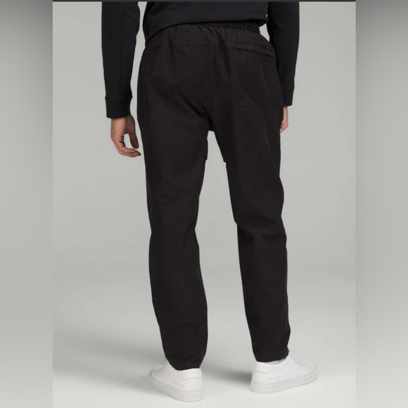 LULULEMON Utilitech Pull-On Classic-Fit Pant 30" in Black Size Medium - Picture 3 of 10